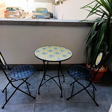 Orelli House * ليسّوني